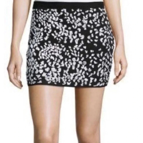 Haute Hippie Silk Sequin Mini skirt - Picture 8 of 8